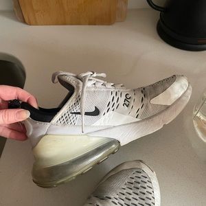 Nike Air Max 270
